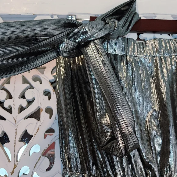 ELLIATT MAYAH STRAPPLES SHIMMER JUMPSUIT SIDE POCKETS RETRO-INSPIRED SIZE SMALL - Picture 11 of 16